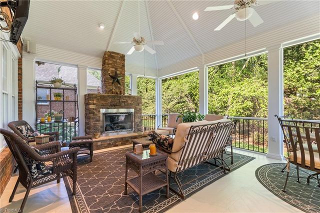 445 Burkes Crossing Drive, Winston-salem, NC 27104