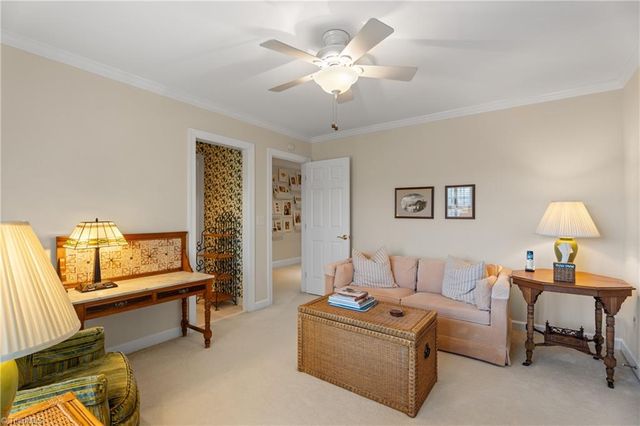 445 Burkes Crossing Drive, Winston-salem, NC 27104