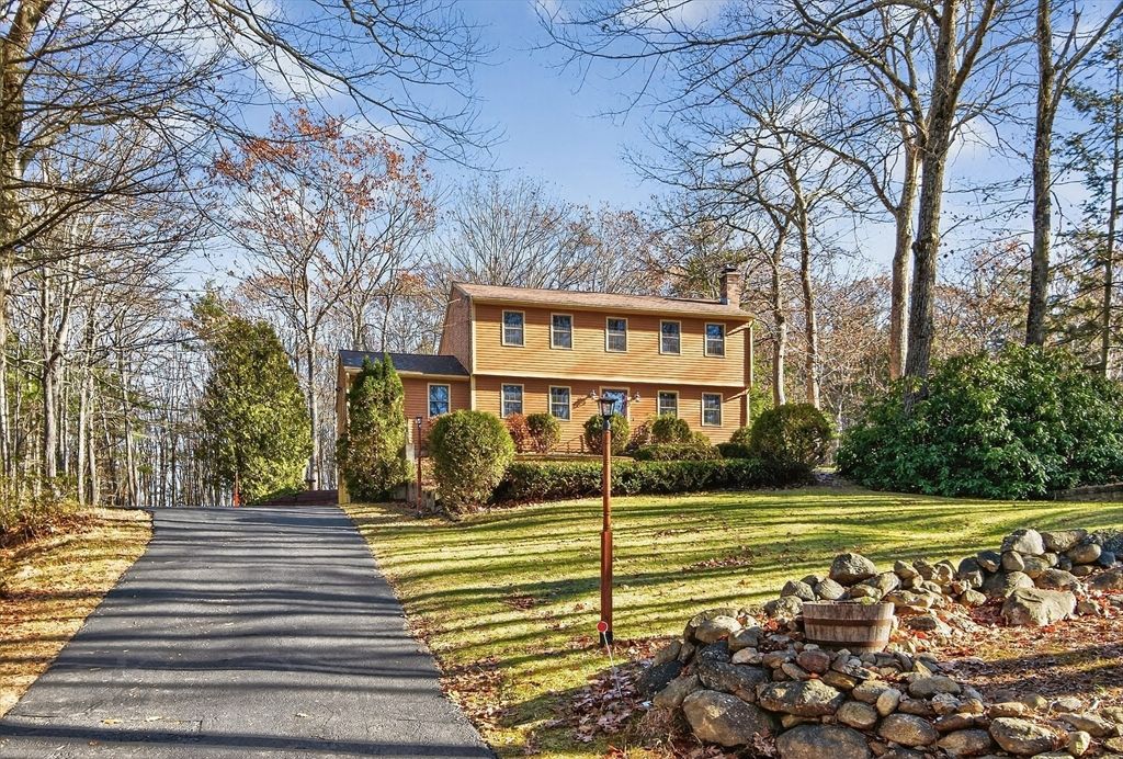 302 Ash St, Winchendon, MA 01475