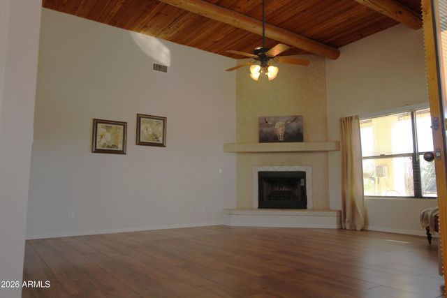 1405 E CIRCLE MOUNTAIN Road, New River, AZ 85087