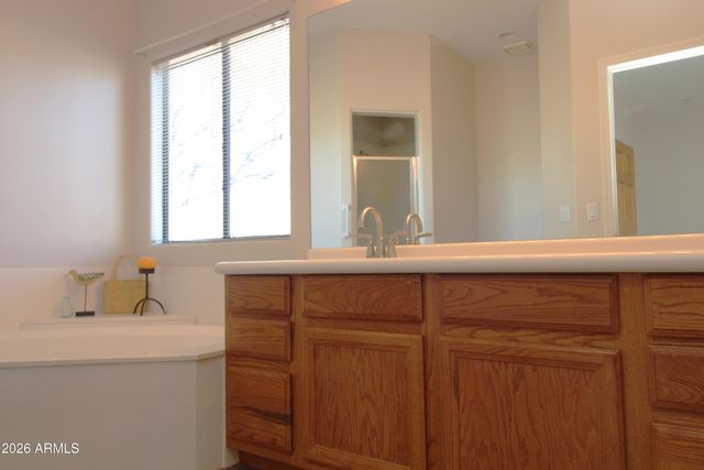 1405 E CIRCLE MOUNTAIN Road, New River, AZ 85087