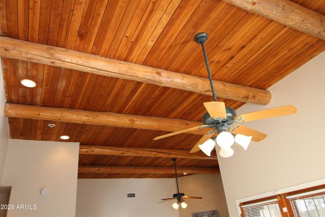 1405 E CIRCLE MOUNTAIN Road, New River, AZ 85087