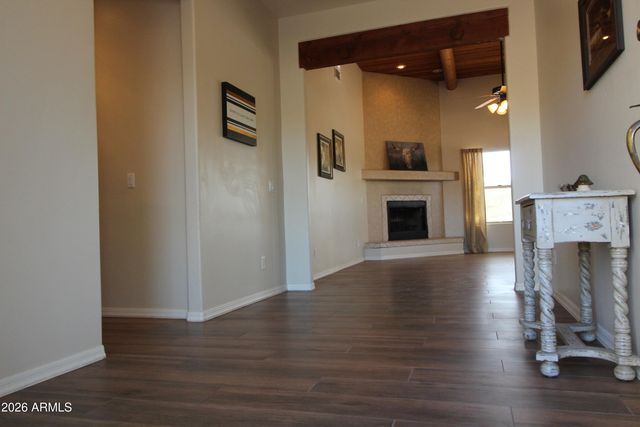 1405 E CIRCLE MOUNTAIN Road, New River, AZ 85087