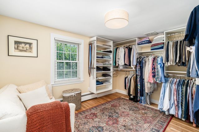 10 Burnham Road, Wenham, MA 01984