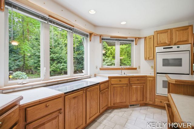 374 137th Avenue, Wayland, MI 49348