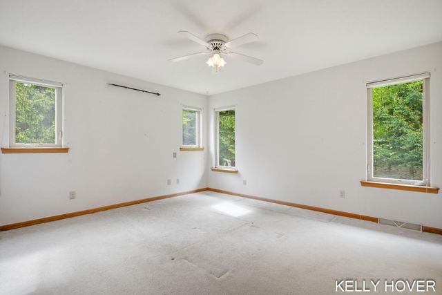 374 137th Avenue, Wayland, MI 49348
