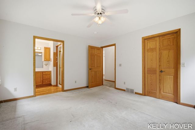 374 137th Avenue, Wayland, MI 49348