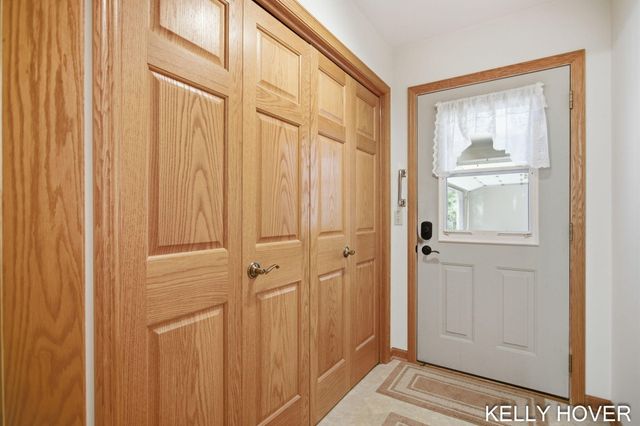 374 137th Avenue, Wayland, MI 49348