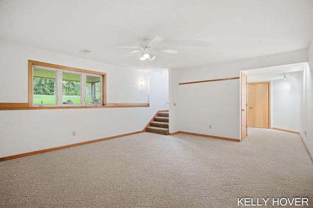 374 137th Avenue, Wayland, MI 49348