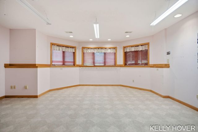 374 137th Avenue, Wayland, MI 49348