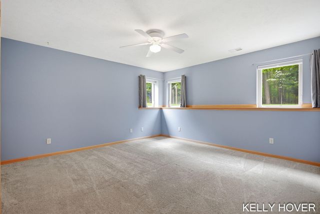 374 137th Avenue, Wayland, MI 49348