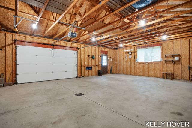 374 137th Avenue, Wayland, MI 49348