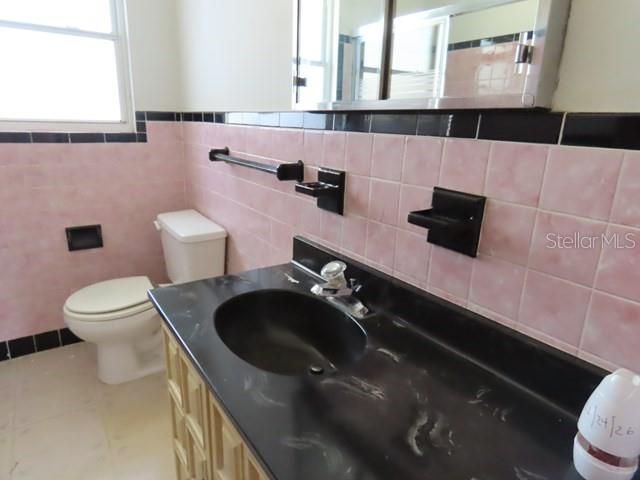 2447 FOSTER LANE, Sarasota, FL 34239