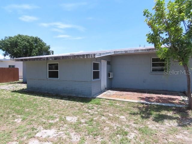 2447 FOSTER LANE, Sarasota, FL 34239