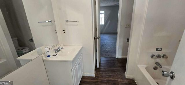 1008 Pine Tree Trail, Atlanta, GA 30349