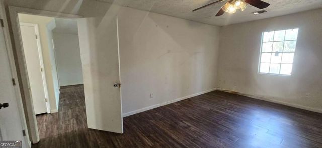 1008 Pine Tree Trail, Atlanta, GA 30349