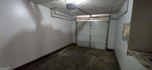 1008 Pine Tree Trail, Atlanta, GA 30349