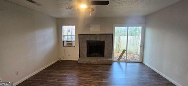 1008 Pine Tree Trail, Atlanta, GA 30349