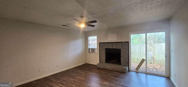 1008 Pine Tree Trail, Atlanta, GA 30349