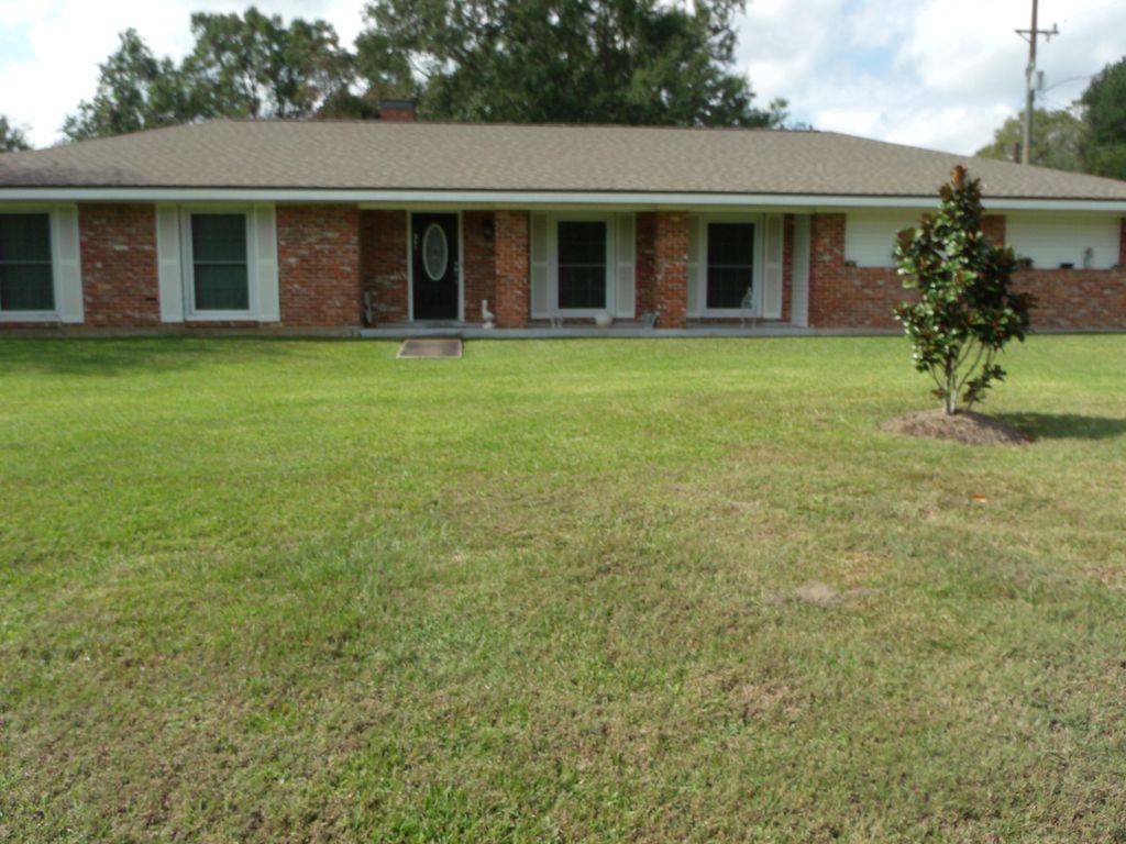 901 S Texas St South, Deridder, LA 70634