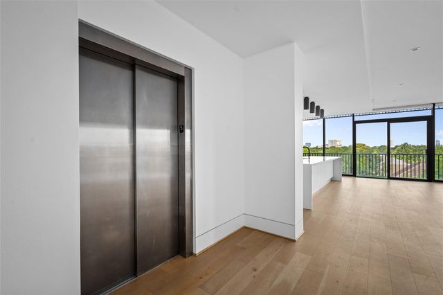 2406 Tangley 200, Houston, TX 77005