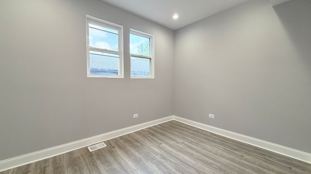 7918 S Anthony Avenue, Chicago, IL 60619