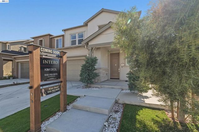 5717 Tournament Ct, Tracy, CA 95377