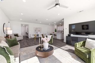 5717 Tournament Ct, Tracy, CA 95377