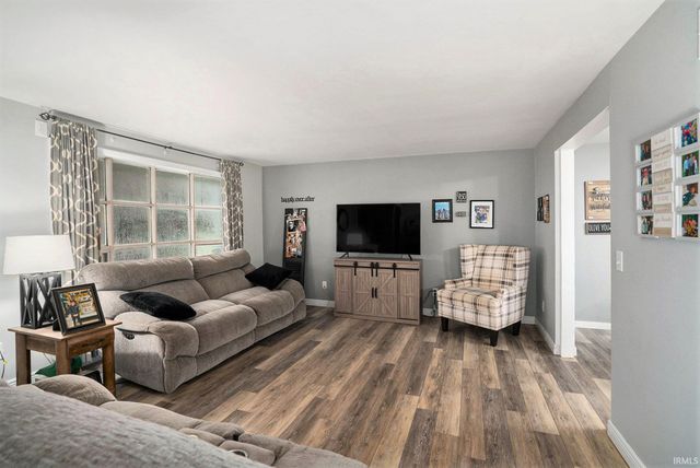 109 Greenway Drive, Goshen, IN 46526