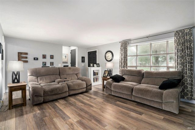 109 Greenway Drive, Goshen, IN 46526