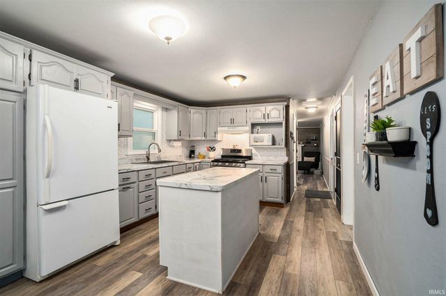 109 Greenway Drive, Goshen, IN 46526