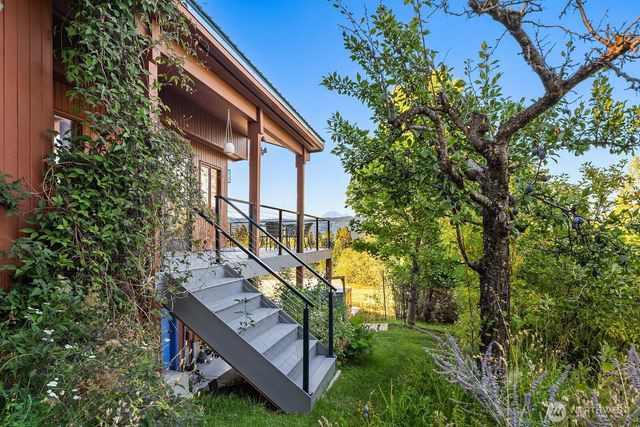 220 Big House Road, Cle Elum, WA 98922