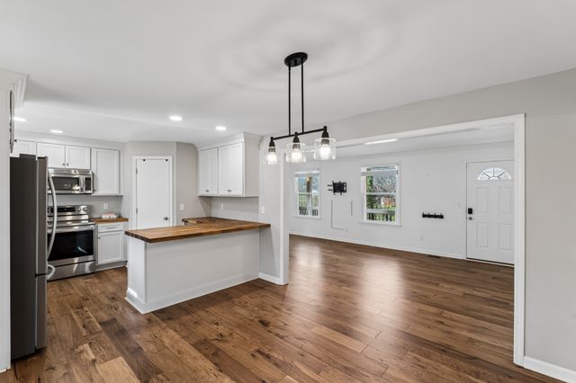 4816 Milner Dr, Nashville, TN 37211