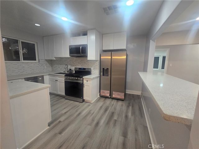 6251 Lemona, Van Nuys, CA 91411