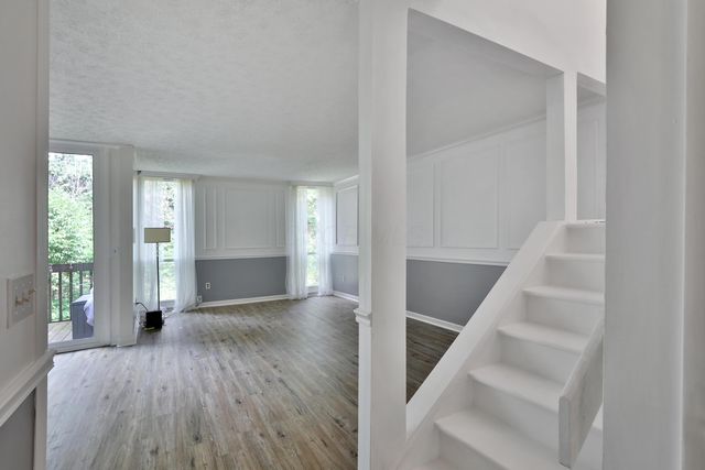 4966 Wintersong Lane, 9, Westerville, OH 43081