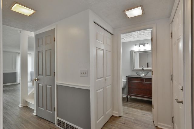 4966 Wintersong Lane, 9, Westerville, OH 43081