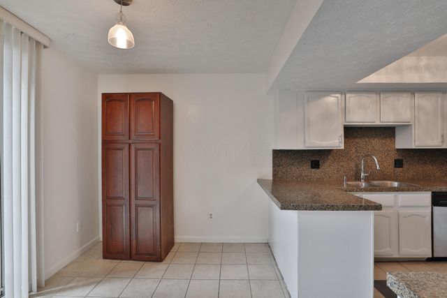 4966 Wintersong Lane, 9, Westerville, OH 43081