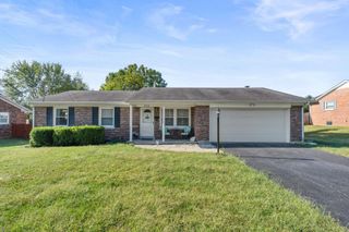 212 Pocahontas Trail, Georgetown, KY 40324