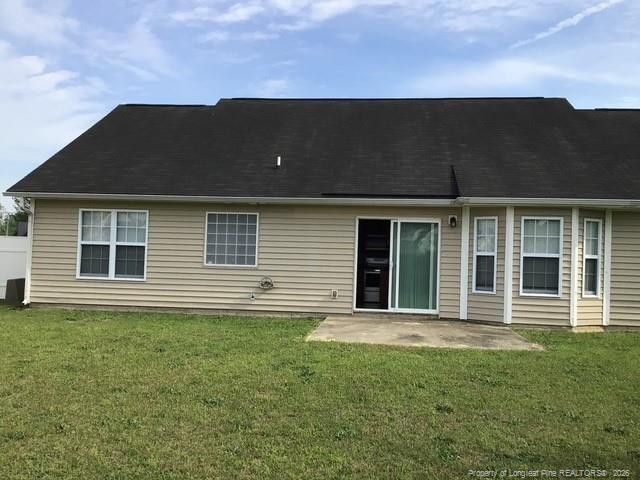 696 Fairfield Circle, Raeford, NC 28376