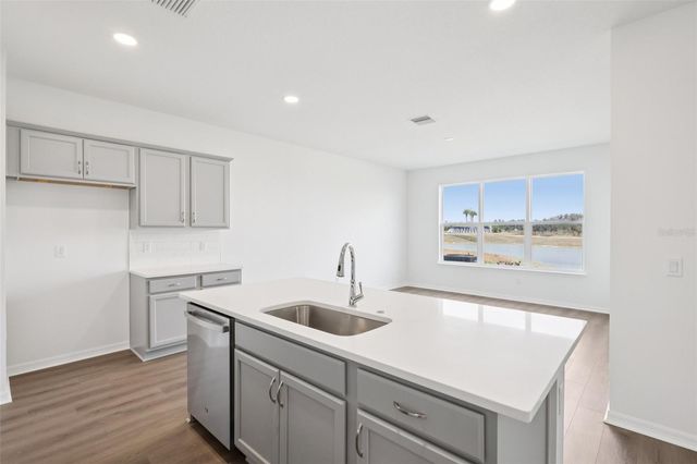 31477 SPANISH MISSION ROAD, San Antonio, FL 33576