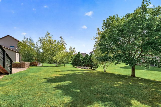 9465 Glacier Road, Minnetrista, MN 55375