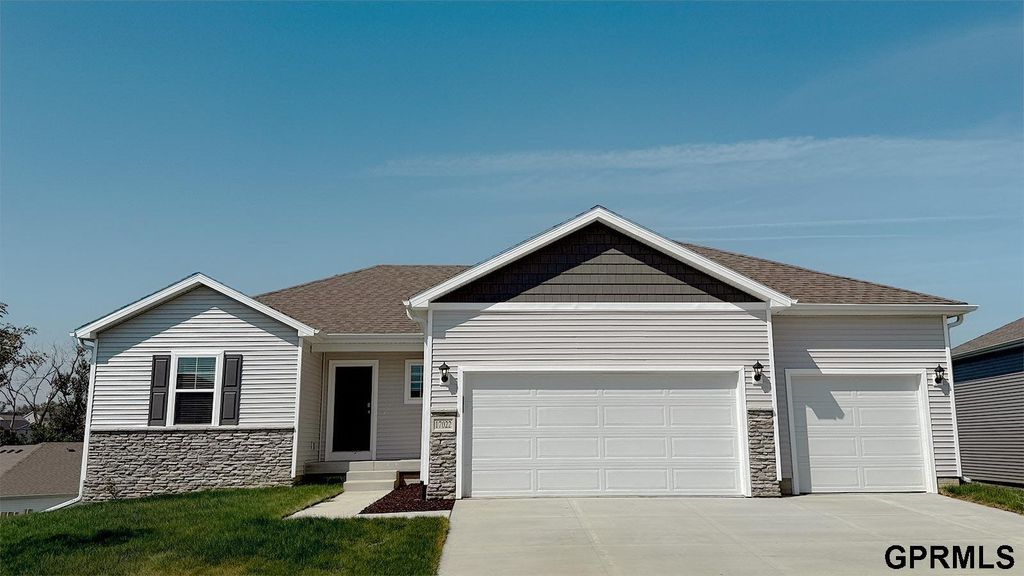 8115 S 200th Street, Gretna, NE 68028