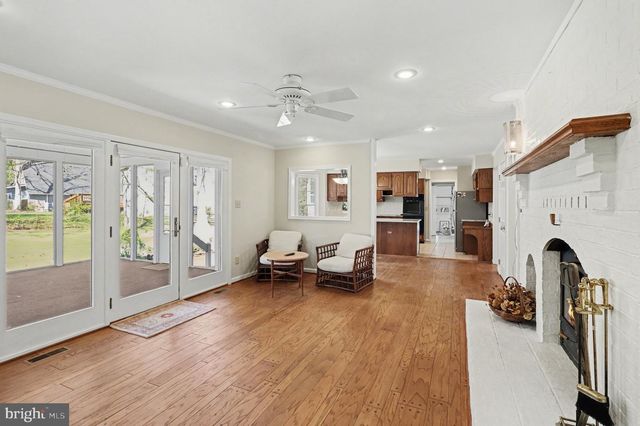 999 LAKE HERITAGE DR, Ruther Glen, VA 22546