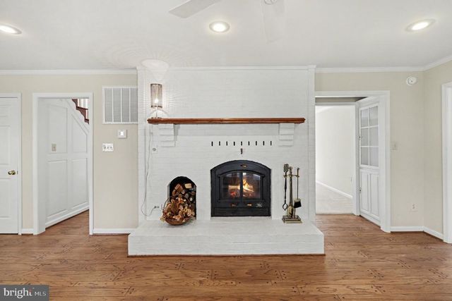 999 LAKE HERITAGE DR, Ruther Glen, VA 22546