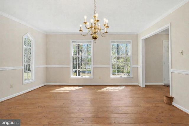 999 LAKE HERITAGE DR, Ruther Glen, VA 22546