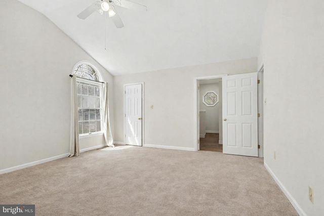999 LAKE HERITAGE DR, Ruther Glen, VA 22546