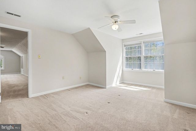 999 LAKE HERITAGE DR, Ruther Glen, VA 22546