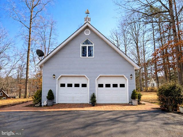 999 LAKE HERITAGE DR, Ruther Glen, VA 22546