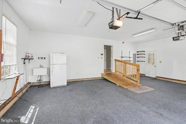 999 LAKE HERITAGE DR, Ruther Glen, VA 22546