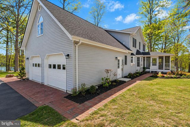 999 LAKE HERITAGE DR, Ruther Glen, VA 22546